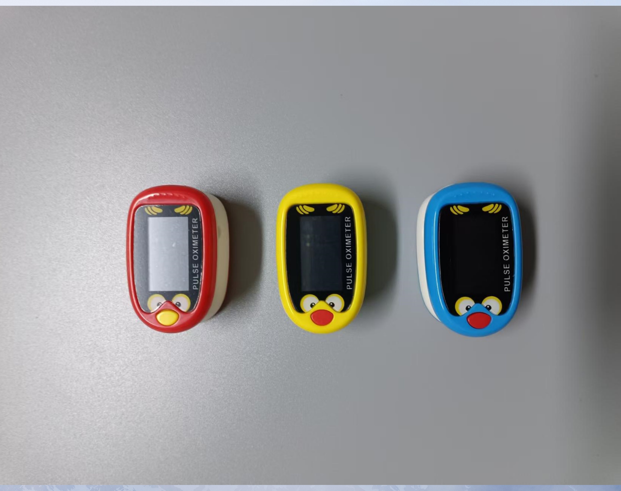 Super mini Blood Oxygen Meter rechargeable Fingertip Oximeter with Quick Readings for kids - 图片 3